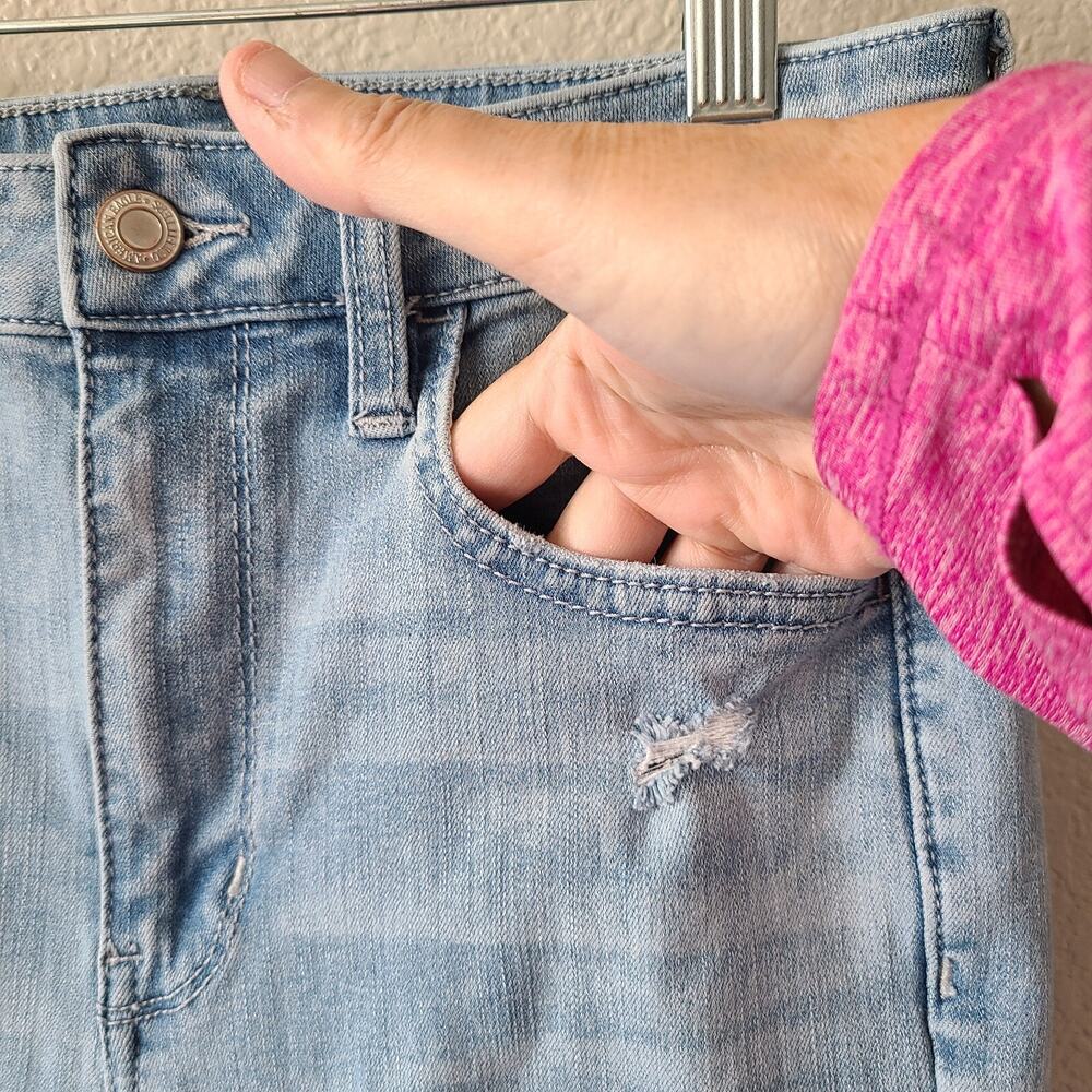 American Eagle Womens Jegging Jeans SZ‎ 6 Distressed 90s Grunge 360 Stretch - Picture 4 of 15